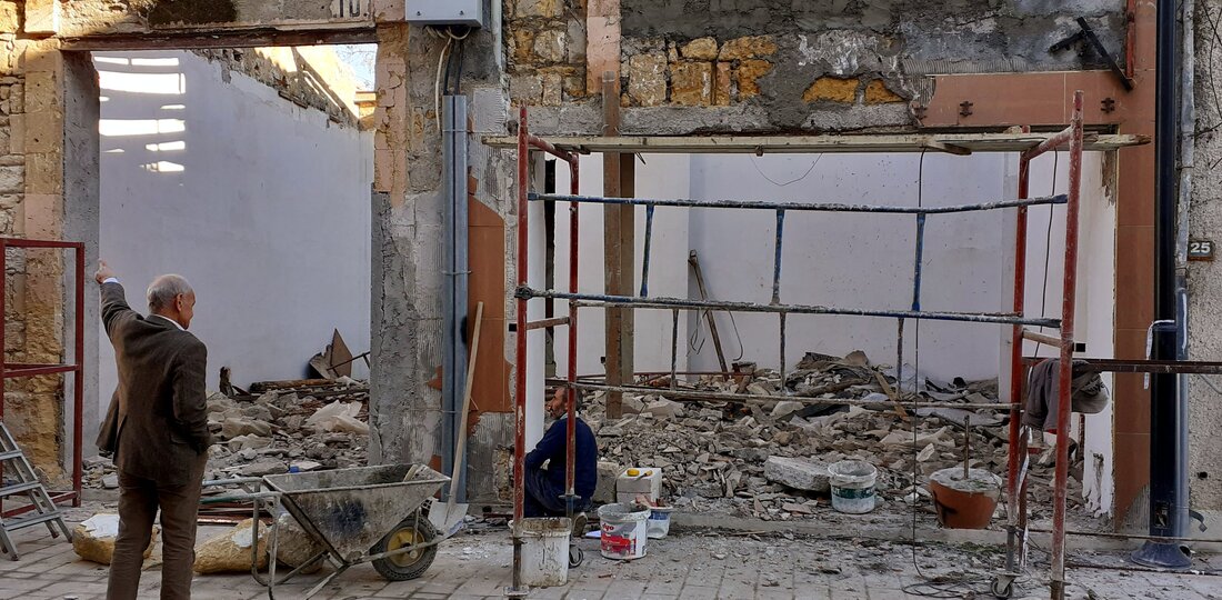 Building renovation in Lefkosia
